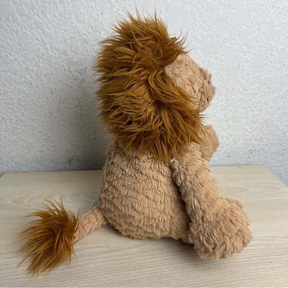 JELLYCAT London 9" Fuddlewuddle Plush Lion Toy Stuffed Animal - Picture 4 of 5
